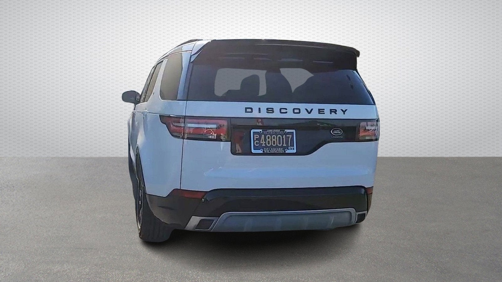 2020 Land Rover Discovery Landmark Edition